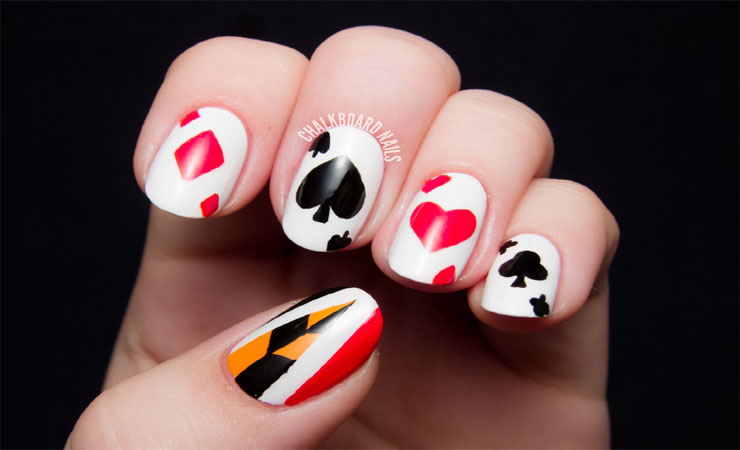 CARDS INSPIRED NAILS