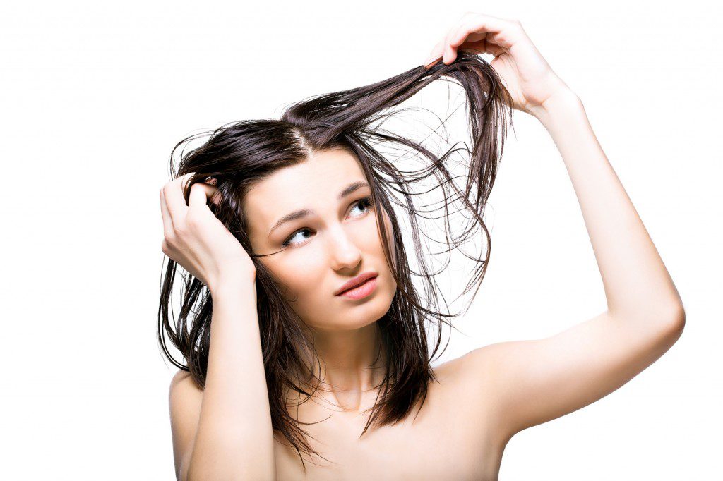 How To Get Rid Of Greasy Hair Fast Naturally