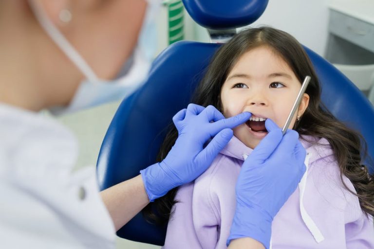 How To Choose the Best Family Dentist in Los Angeles